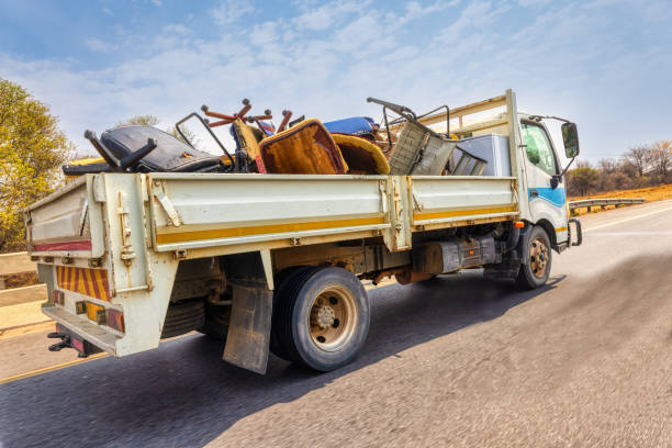 Best Scrap Metal Removal  in Center Line, MI